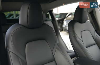 Внедорожник / Кроссовер Tesla Model Y 2022 в 