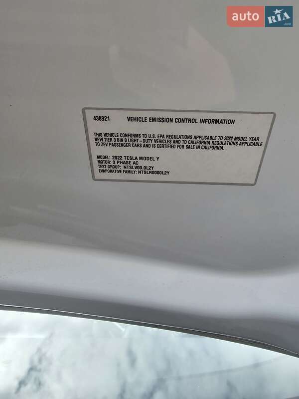 Внедорожник / Кроссовер Tesla Model Y 2022 в Киеве