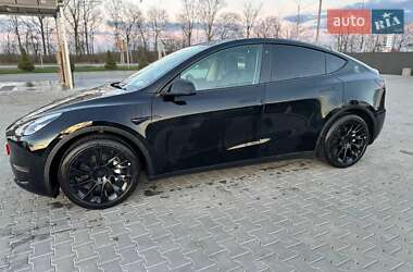 Внедорожник / Кроссовер Tesla Model Y 2021 в 