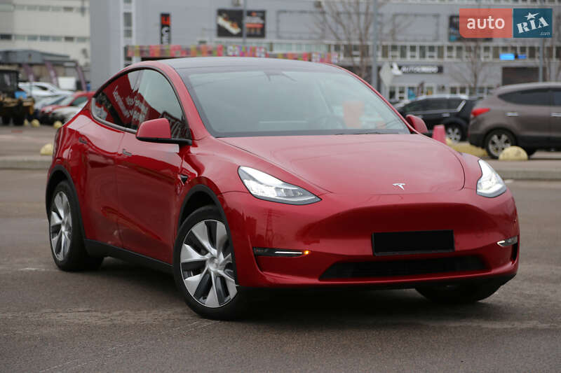 Tesla Model Y 2020