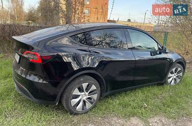 Внедорожник / Кроссовер Tesla Model Y 2021 в 
