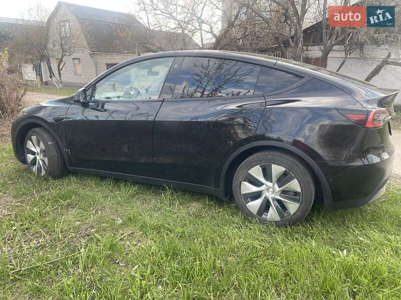 Внедорожник / Кроссовер Tesla Model Y 2021 в Харькове