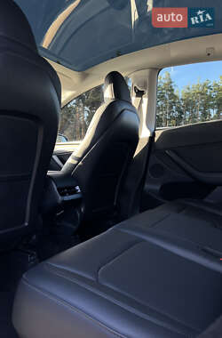 Внедорожник / Кроссовер Tesla Model Y 2022 в 
