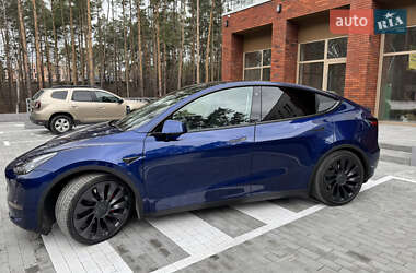 Внедорожник / Кроссовер Tesla Model Y 2023 в 