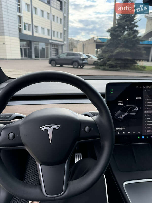 Внедорожник / Кроссовер Tesla Model Y 2022 в Харькове