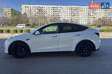Внедорожник / Кроссовер Tesla Model Y 2021 в 