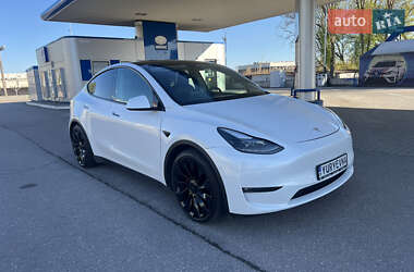 Внедорожник / Кроссовер Tesla Model Y 2021 в 