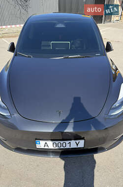 Позашляховик / Кросовер Tesla Model Y 2024 в 