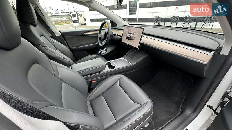 Позашляховик / Кросовер Tesla Model Y 2023 в Києві