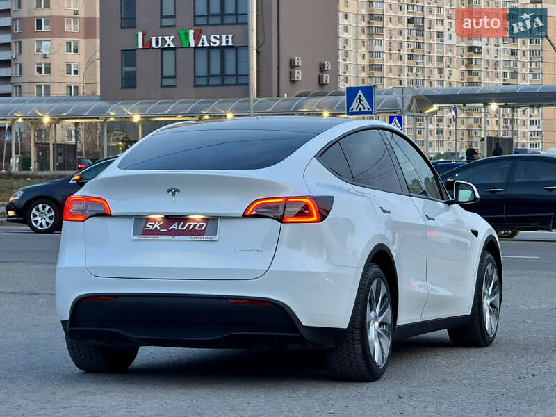Позашляховик / Кросовер Tesla Model Y 2022 в Києві
