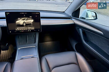 Внедорожник / Кроссовер Tesla Model Y 2022 в 