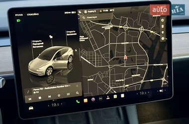 Внедорожник / Кроссовер Tesla Model Y 2022 в 