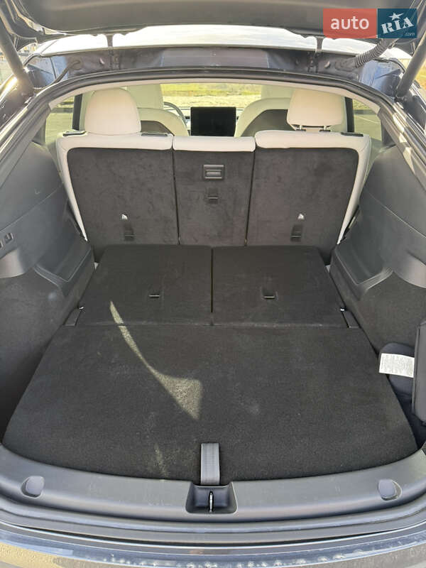 Внедорожник / Кроссовер Tesla Model Y 2022 в Софиевской Борщаговке