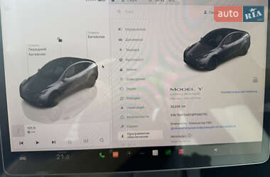 Внедорожник / Кроссовер Tesla Model Y 2022 в 