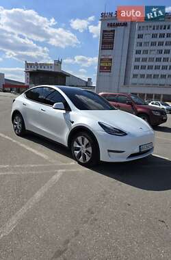 Внедорожник / Кроссовер Tesla Model Y 2022 в 
