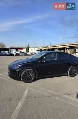 Позашляховик / Кросовер Tesla Model Y 2021 в 