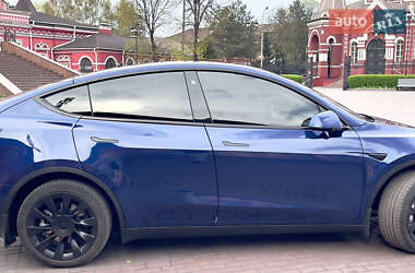 Позашляховик / Кросовер Tesla Model Y 2023 в 