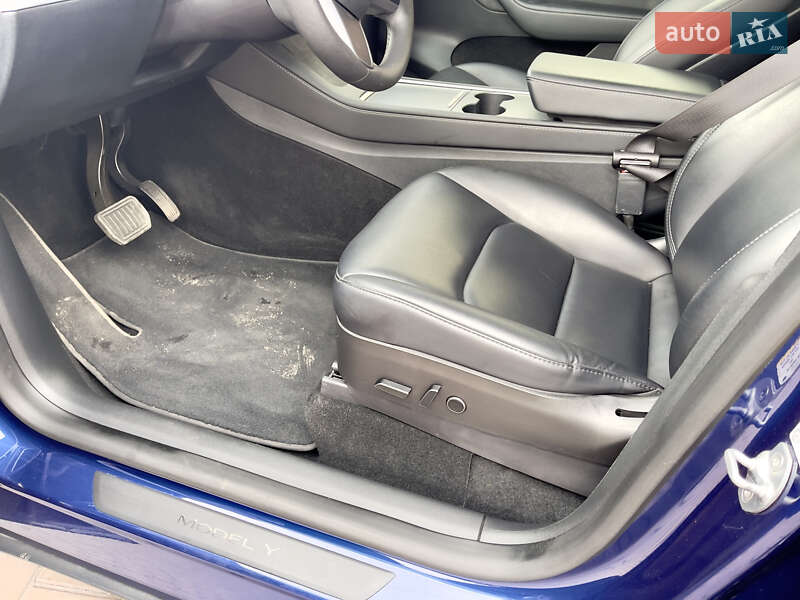 Внедорожник / Кроссовер Tesla Model Y 2023 в Каменском