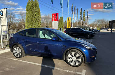 Внедорожник / Кроссовер Tesla Model Y 2021 в 