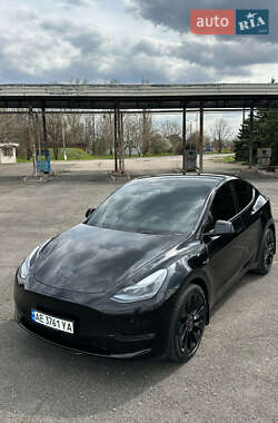 Позашляховик / Кросовер Tesla Model Y 2022 в 