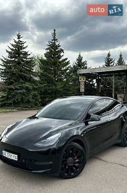 Позашляховик / Кросовер Tesla Model Y 2022 в 