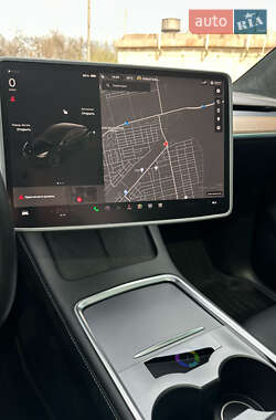 Позашляховик / Кросовер Tesla Model Y 2022 в 