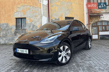 Tesla Model Y 2022 Tesla Model Y 2022