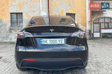 Внедорожник / Кроссовер Tesla Model Y 2022 в 