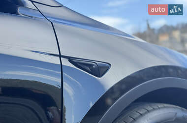 Внедорожник / Кроссовер Tesla Model Y 2022 в 