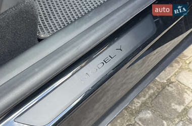 Внедорожник / Кроссовер Tesla Model Y 2022 в 