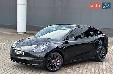 Внедорожник / Кроссовер Tesla Model Y 2022 в 