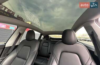 Внедорожник / Кроссовер Tesla Model Y 2022 в 