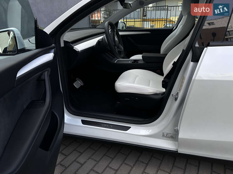 Внедорожник / Кроссовер Tesla Model Y 2023 в Львове фото 17 Внедорожник / Кроссовер Tesla Model Y 2023 в Львове