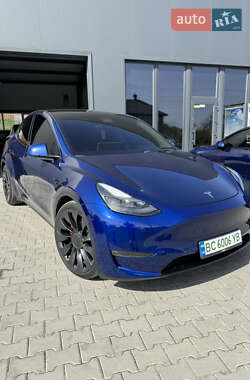 Внедорожник / Кроссовер Tesla Model Y 2022 в 
