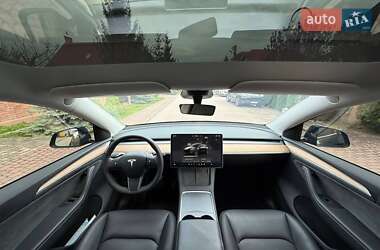 Внедорожник / Кроссовер Tesla Model Y 2024 в 