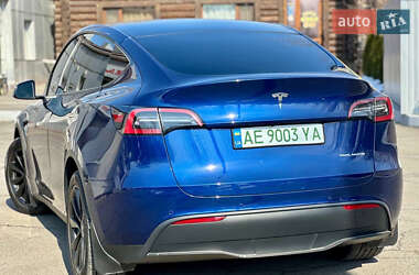 Внедорожник / Кроссовер Tesla Model Y 2021 в 