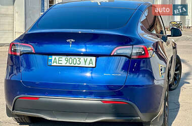 Внедорожник / Кроссовер Tesla Model Y 2021 в 