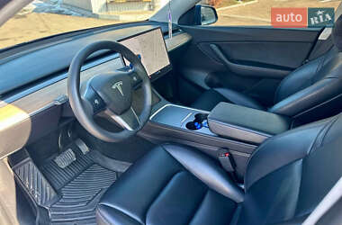 Внедорожник / Кроссовер Tesla Model Y 2021 в 