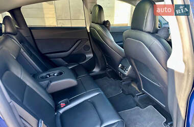 Внедорожник / Кроссовер Tesla Model Y 2021 в 