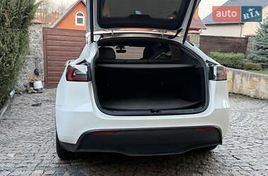 Внедорожник / Кроссовер Tesla Model Y 2022 в 