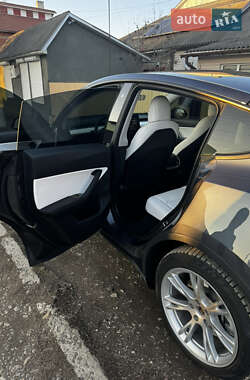 Позашляховик / Кросовер Tesla Model Y 2020 в 