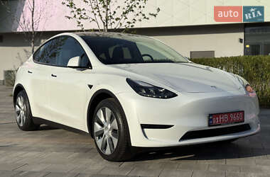 Внедорожник / Кроссовер Tesla Model Y 2023 в 