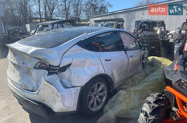 Позашляховик / Кросовер Tesla Model Y 2022 в 