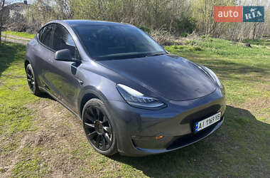 Tesla Model Y 2021