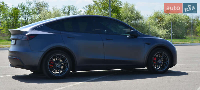 Позашляховик / Кросовер Tesla Model Y 2022 в Полтаві