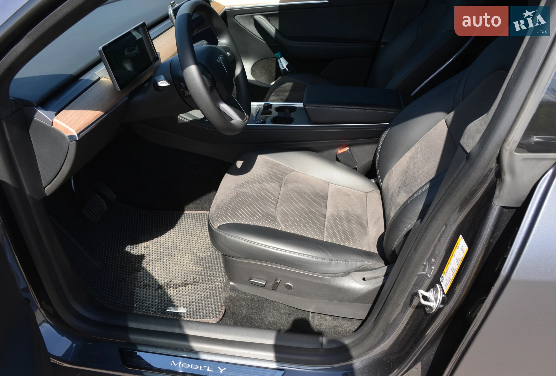 2022 Tesla Model Y - мініатюра 40