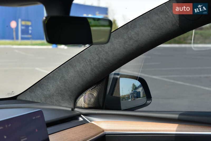 Позашляховик / Кросовер Tesla Model Y 2022 в Полтаві
