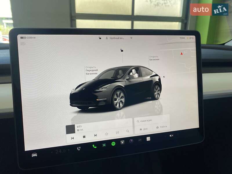 Позашляховик / Кросовер Tesla Model Y 2024 в Києві