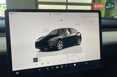 Внедорожник / Кроссовер Tesla Model Y 2024 в 