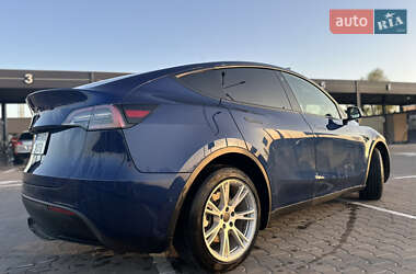 Внедорожник / Кроссовер Tesla Model Y 2022 в 
